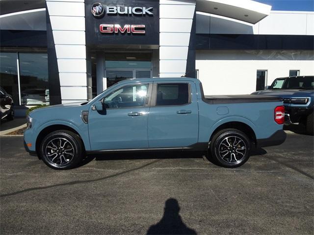 2022 ford maverick lariat
