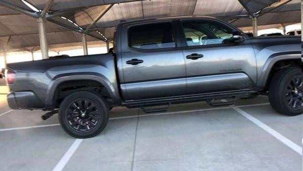 2021 toyota tacoma in schaumburg, illinois
