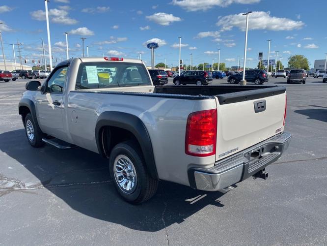 used 2009 gmc sierra 1500 w/t terre haute, in 47802 for sale in terre haute, indiana