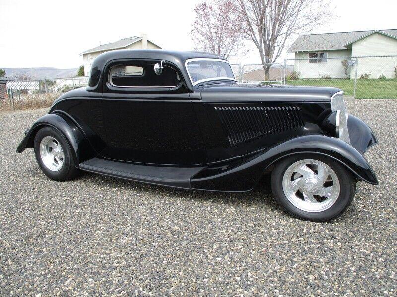 1933 ford 3 window clean title 377 stroker engine