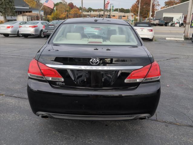 2011 toyota avalon limited