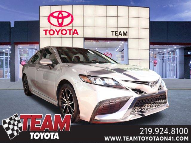 2022 toyota camry se