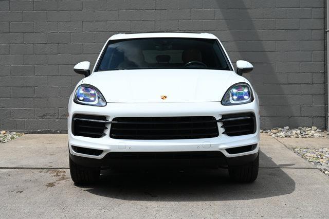 2021 porsche cayenne base