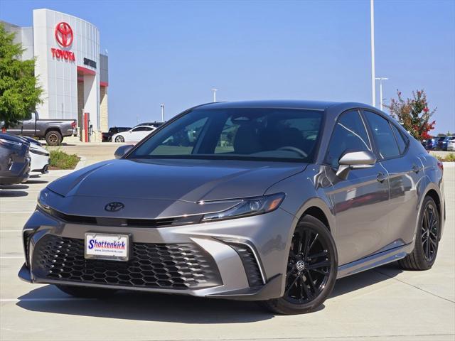 2025 toyota camry se