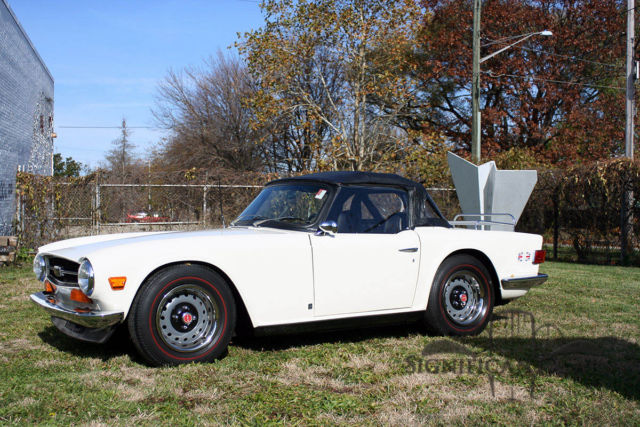 1972 triumph tr-6 - rare triple webers! nicely restored