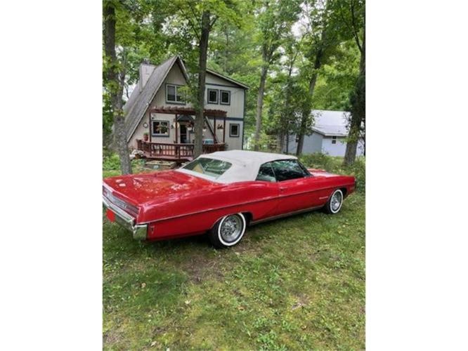 1968 pontiac bonneville in cadillac, michigan