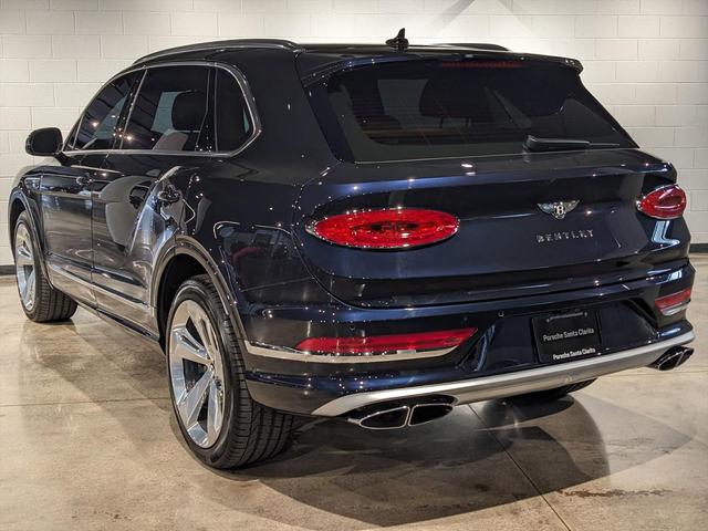 2023 bentley bentayga azure first edition