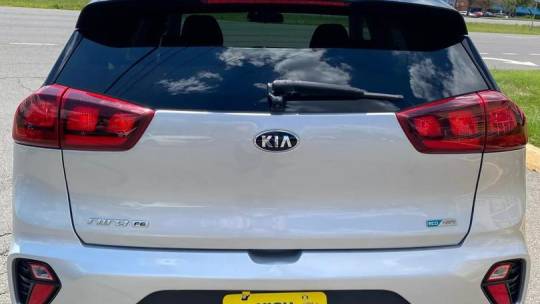 2020 kia niro lx