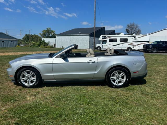 2012 ford mustang v6 premium