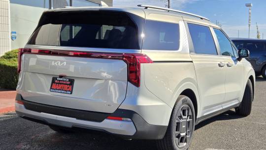2025 Kia Carnival