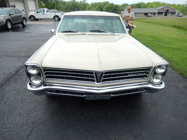 1965 pontiac lemans custom wagon