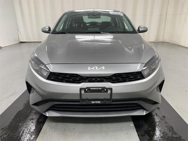 2022 kia forte lxs