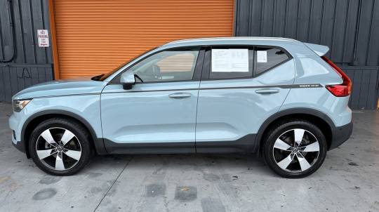 2019 Volvo XC40