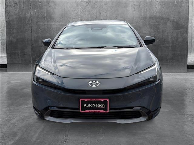 2024 toyota prius xle