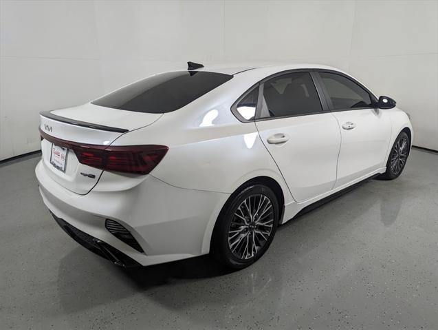 2022 kia forte gt-line