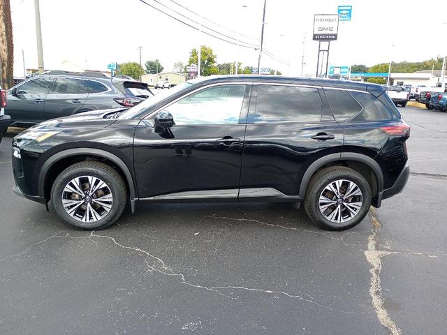 2021 nissan rogue sv