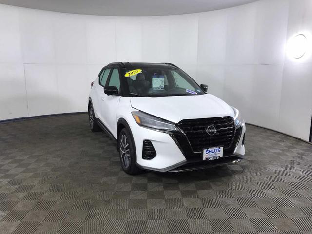 2023 nissan kicks sr