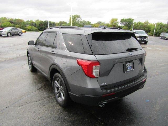2021 ford explorer xlt