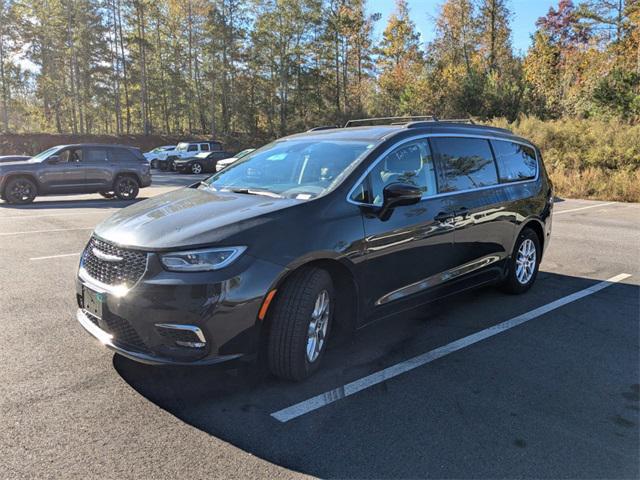 2022 chrysler pacifica touring l