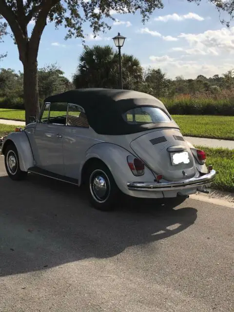 1970 vw beetle convertible beautiful silver metallic with black interior look !