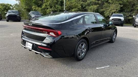 2022 Kia K5 lxs