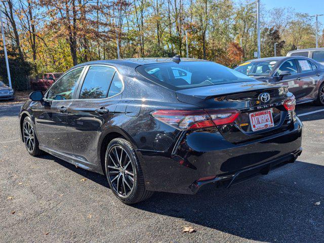 2022 toyota camry se