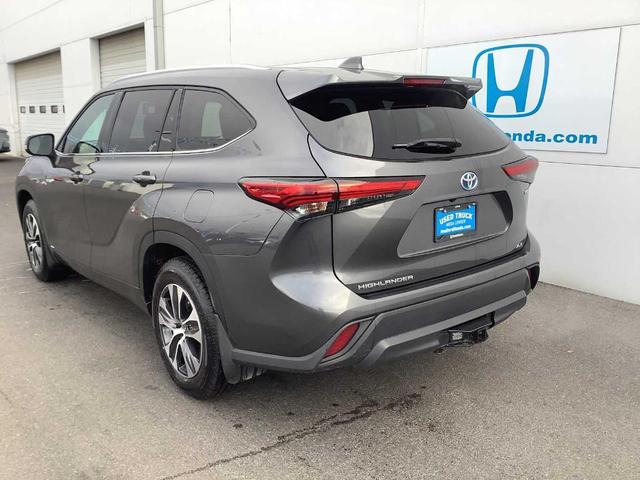 2021 toyota highlander hybrid xle