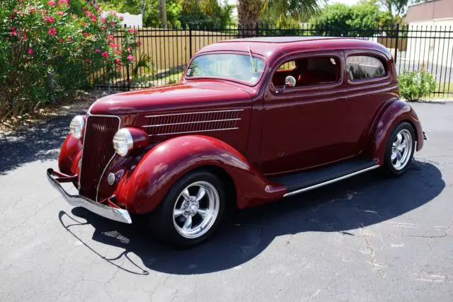 1936 ford sedan - 350c.i. v8 - hot rod 0 maroon 2-door sedan 350c.i. v8 automati