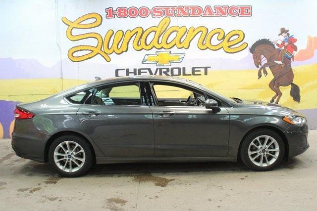 2020 ford fusion hybrid se