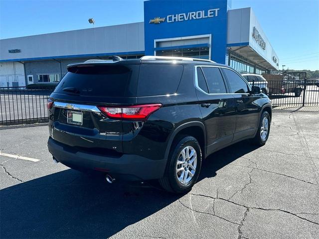 2018 chevrolet traverse lt cloth