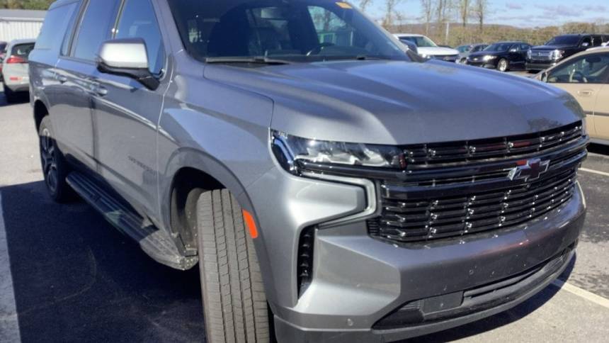 2022 chevrolet suburban rst