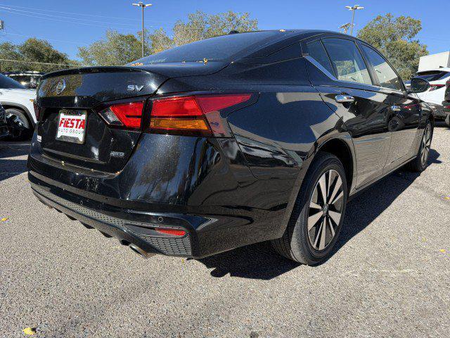 2022 nissan altima 2.5 sv