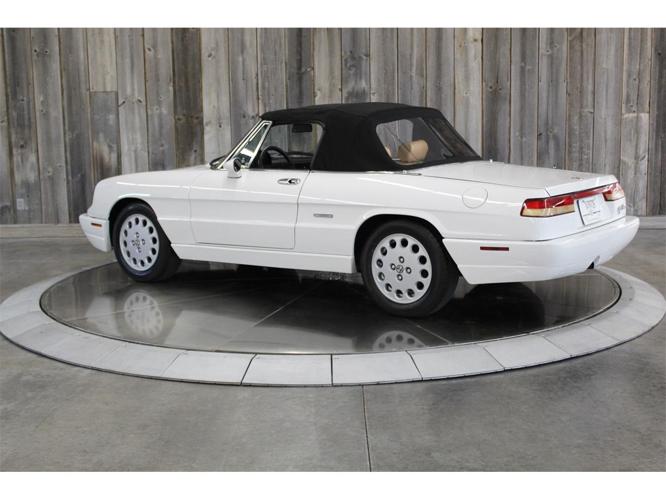 1991 alfa romeo spider in bettendorf, iowa