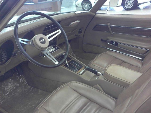 1975 chevrolet corvette - matching numbers, restored, excellent condition, a/c
