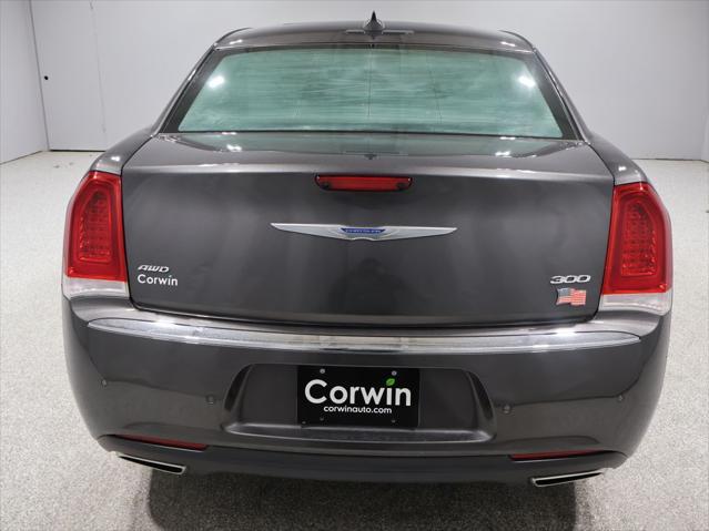 2021 chrysler 300 touring