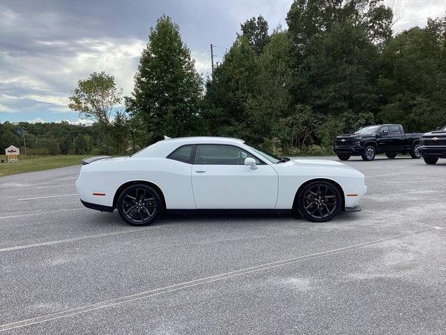 2022 dodge challenger gt