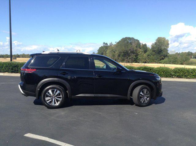 2023 nissan pathfinder sl 4wd