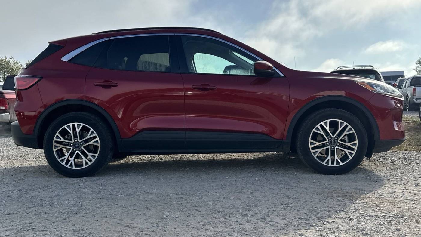 2020 ford escape sel