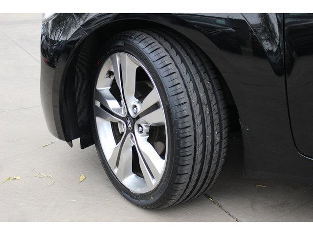 2016 hyundai veloster base 3dr coupe 6m w/black seats for sale in henderson, nevada