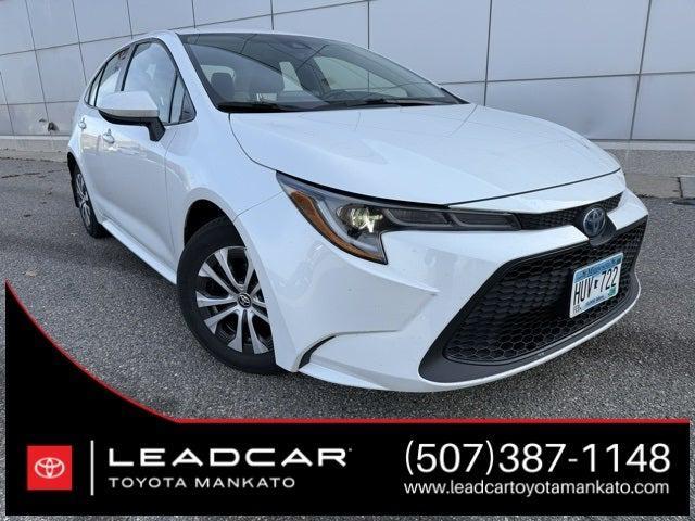2022 toyota corolla hybrid le