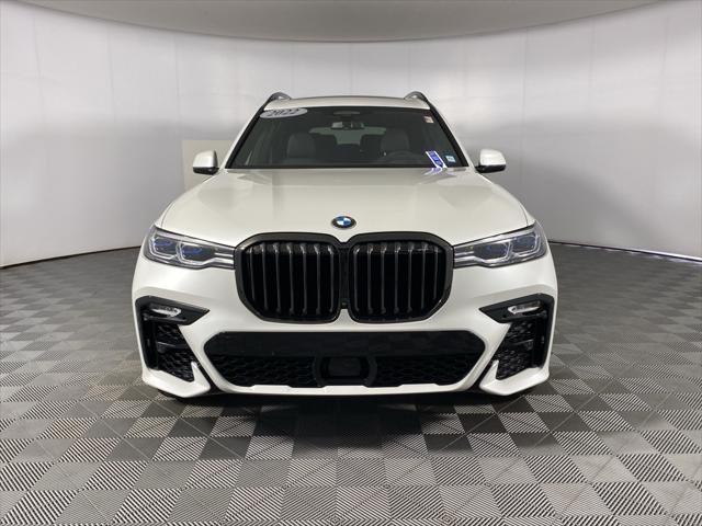 2022 bmw x7 m50i
