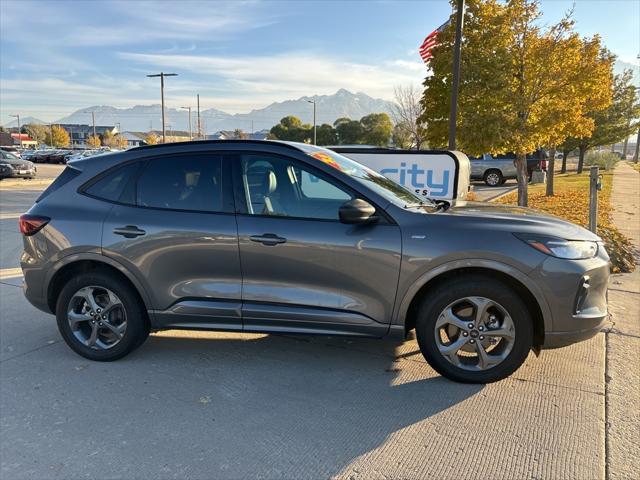 2023 ford escape st-line