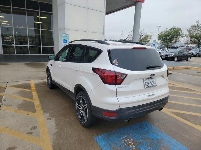 2019 ford escape sel