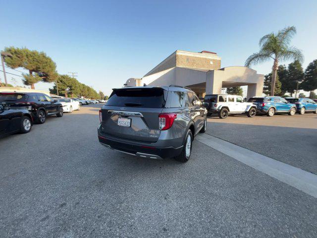 2023 ford explorer xlt