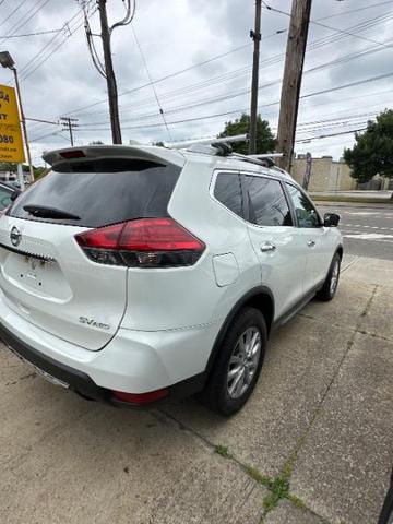 2017 nissan rogue sv