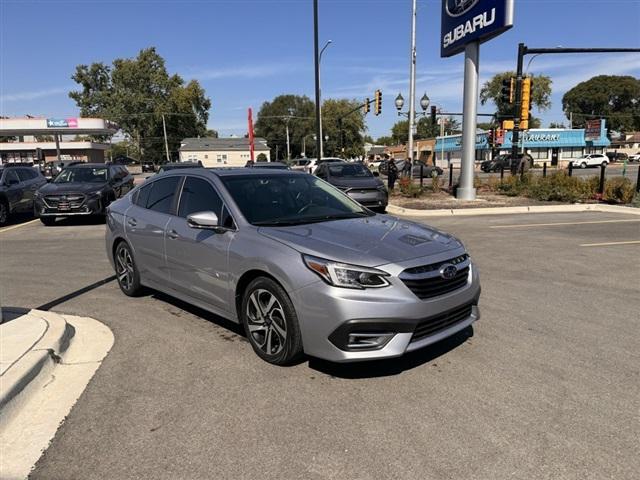 2022 subaru legacy limited