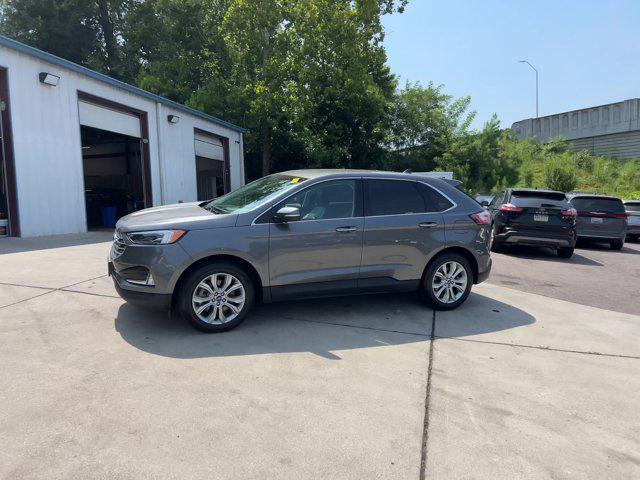 2022 ford edge titanium