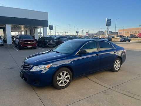 2011 toyota camry le