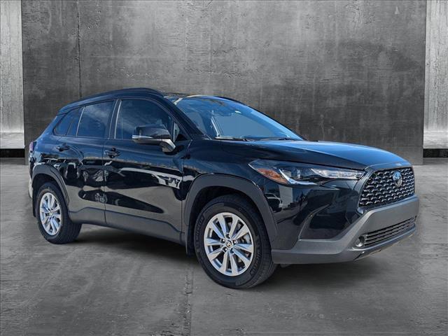 2022 toyota corolla cross le
