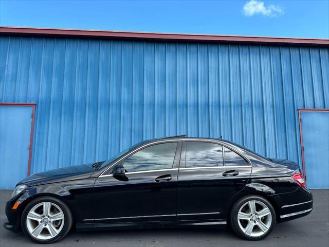 2011 mercedes-benz c-class c 300 4matic luxury